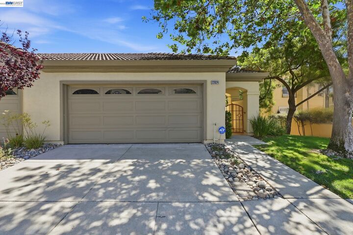 Property Photo: 22024 E Lyndon Loop CA 94552