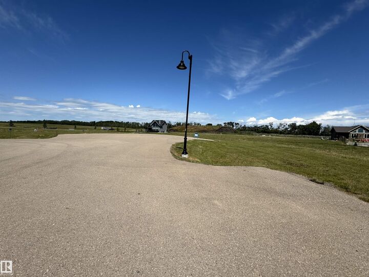 Property Photo:  160 Lakeshore Close  AB T0B 0H3 