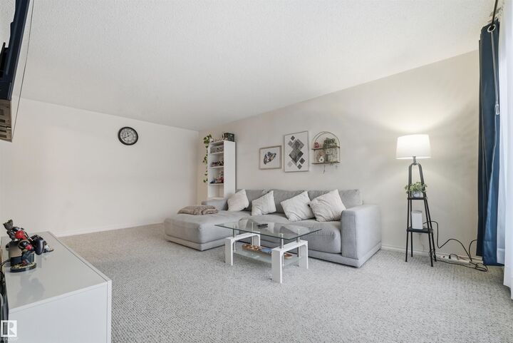 Property Photo:  11440 40 Avenue NW 205  AB T6J 0R5 