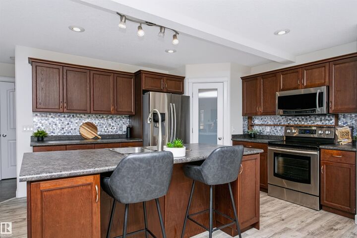 Property Photo: 4120 50 Street AB T0A 1N0