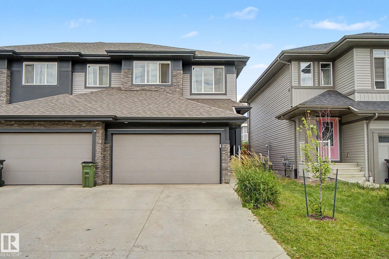 Property Photo: 1926 Kroetsch Crescent SW AB T6W 4J2