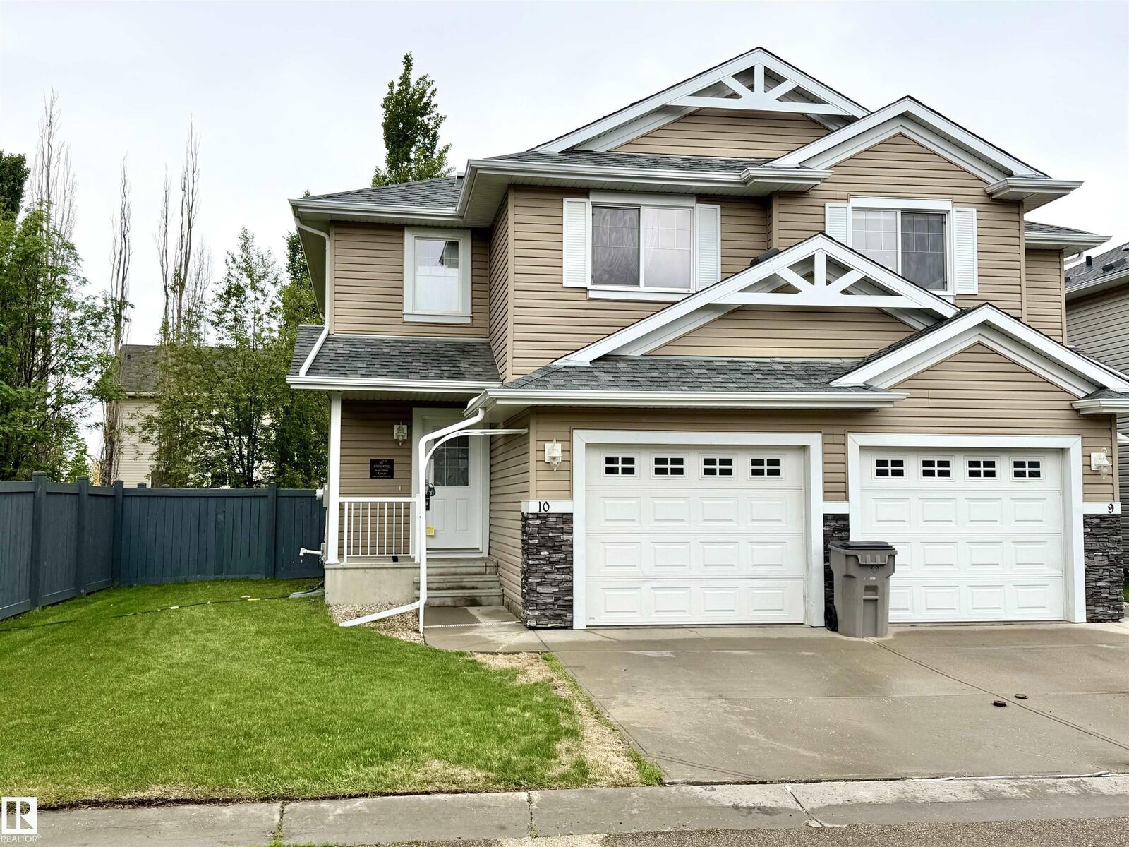 Property Photo: 5101 Soleil Boulevard 10 AB T4X 0E3