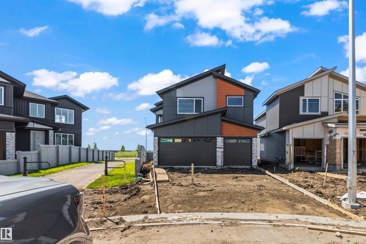Property Photo: 22 Owl Ridge Close AB T8L 0P6