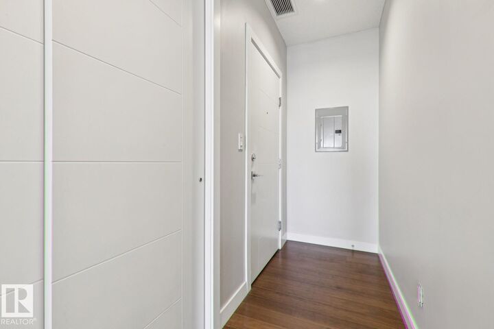 Property Photo: 10238 103 Street NW 808 AB T5J 0G6