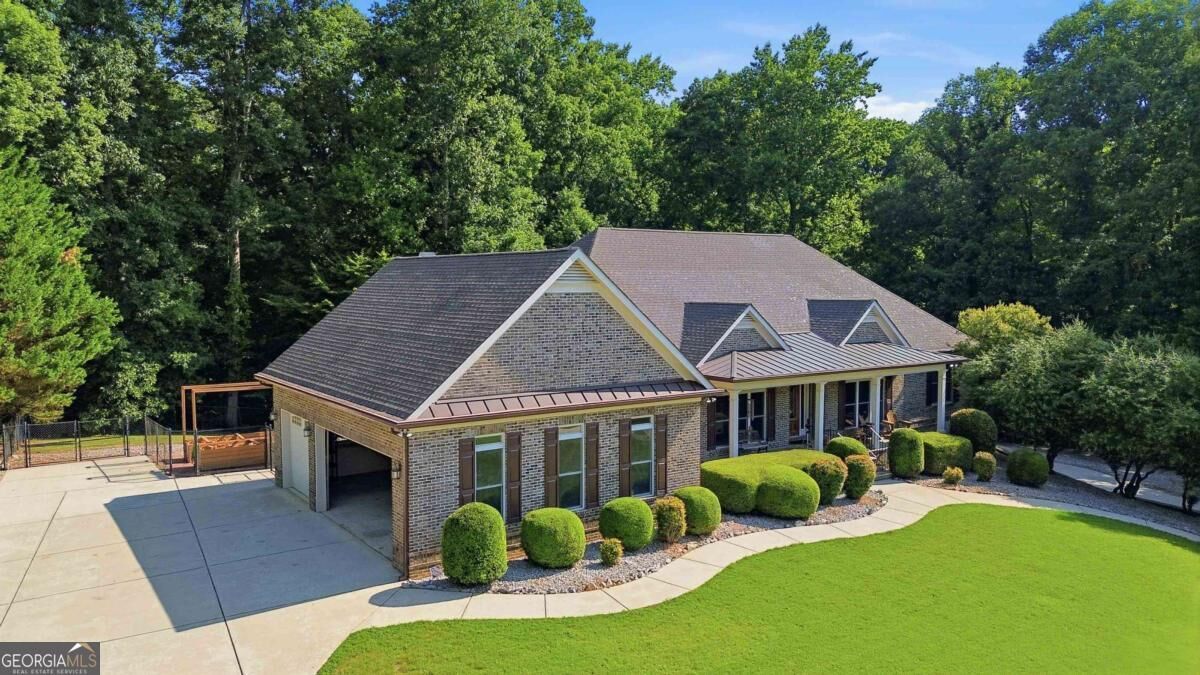 Property Photo: 5350 Old Pendergrass Road GA 30549