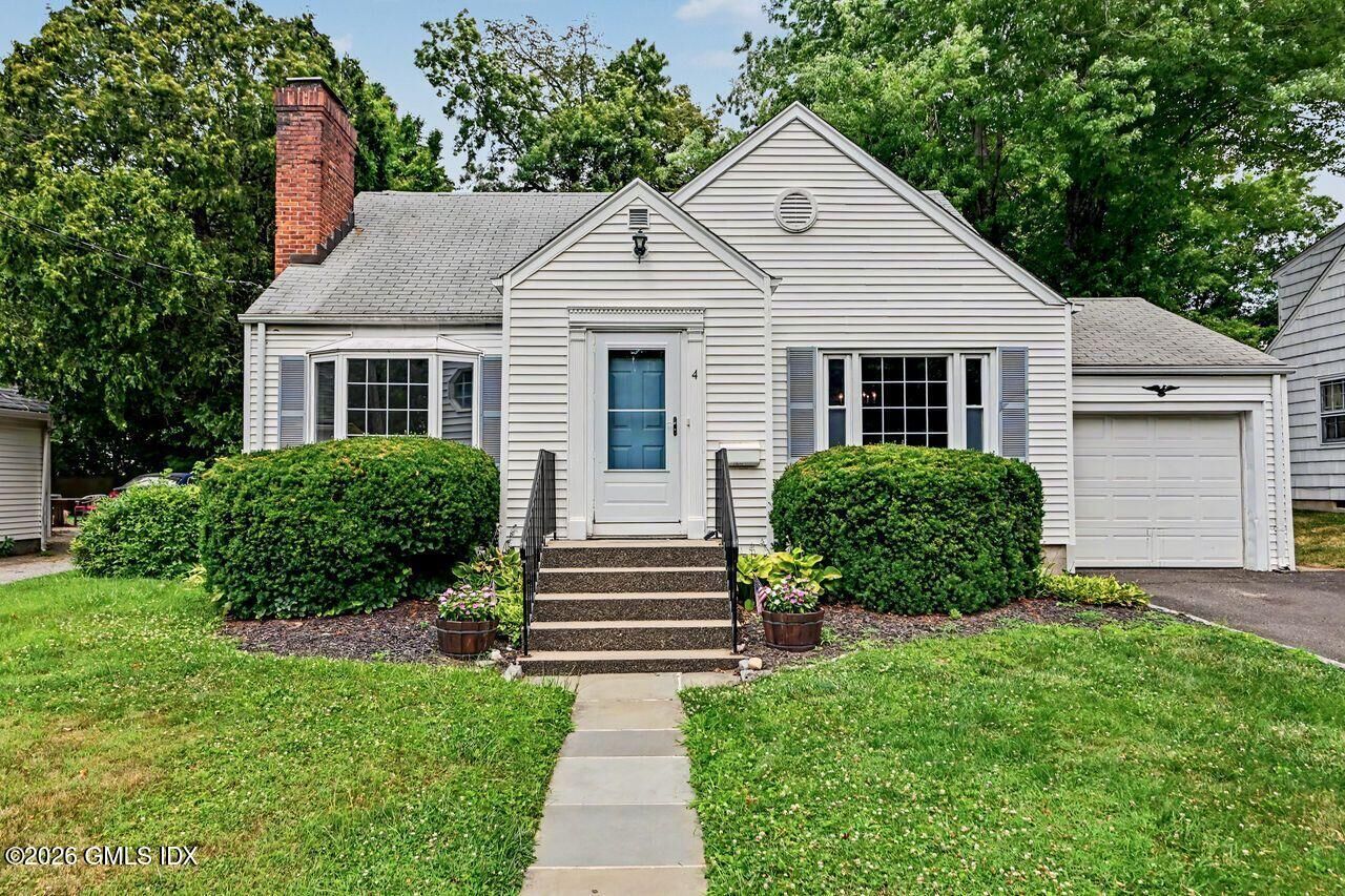 Property Photo: 4 Hassake Road CT 06870