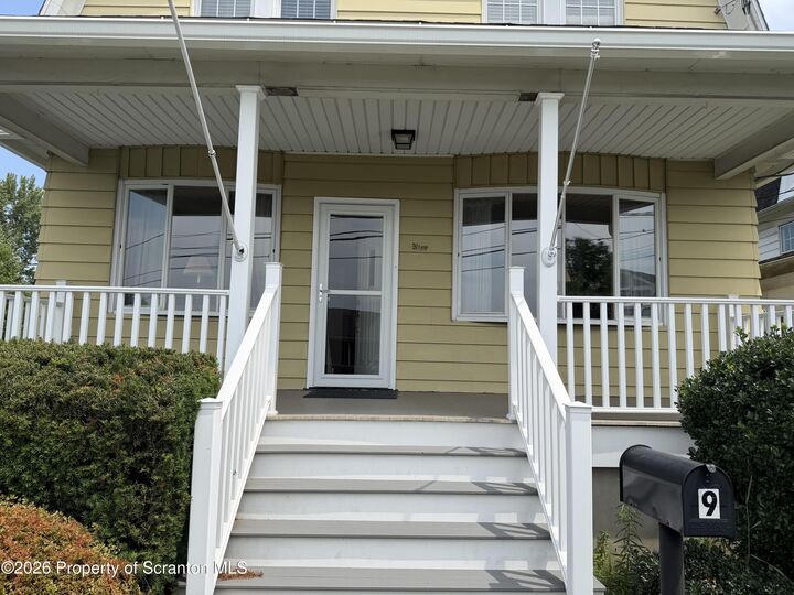 Property Photo:  9 Price Street  PA 18705 