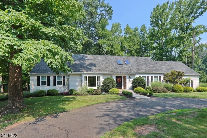 Property Photo: 1521 Cooper Rd NJ 07076