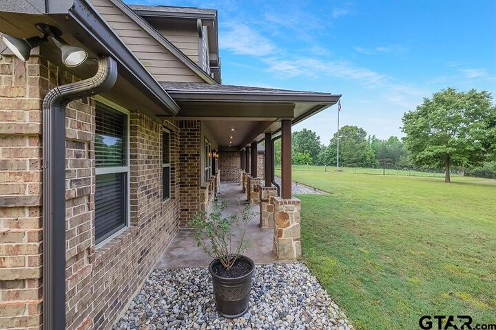 Property Photo: