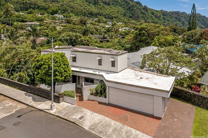 Property Photo: 1 Kimo Drive HI 96817