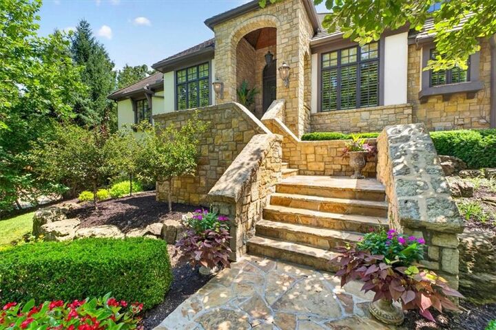 Property Photo:  200 Hever Knoll Street  MO 64012 