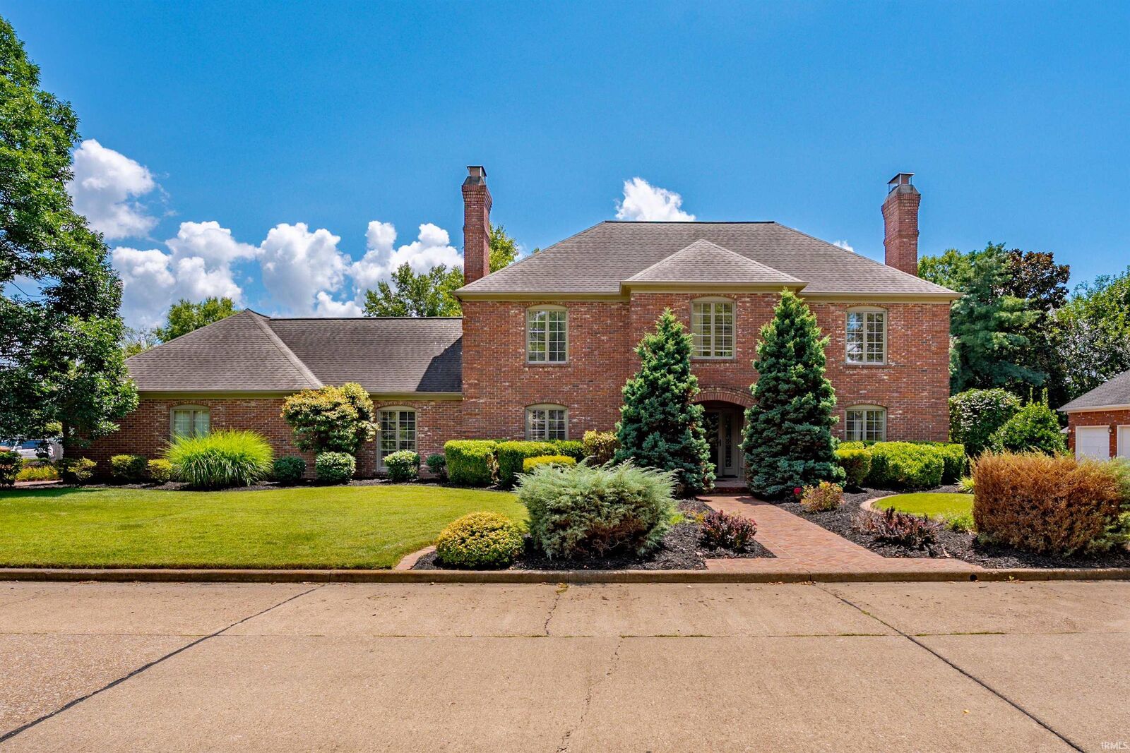 Property Photo:  201 Oriole Drive  IN 47715 