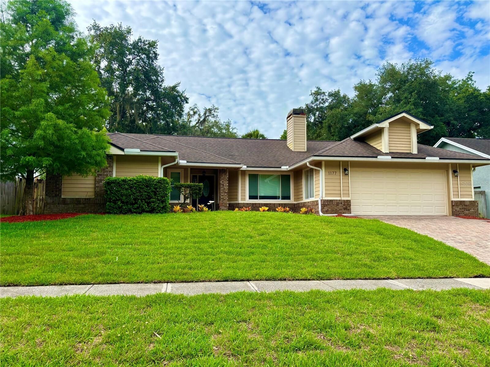 Property Photo: 1177 Baltic Lane FL 32708