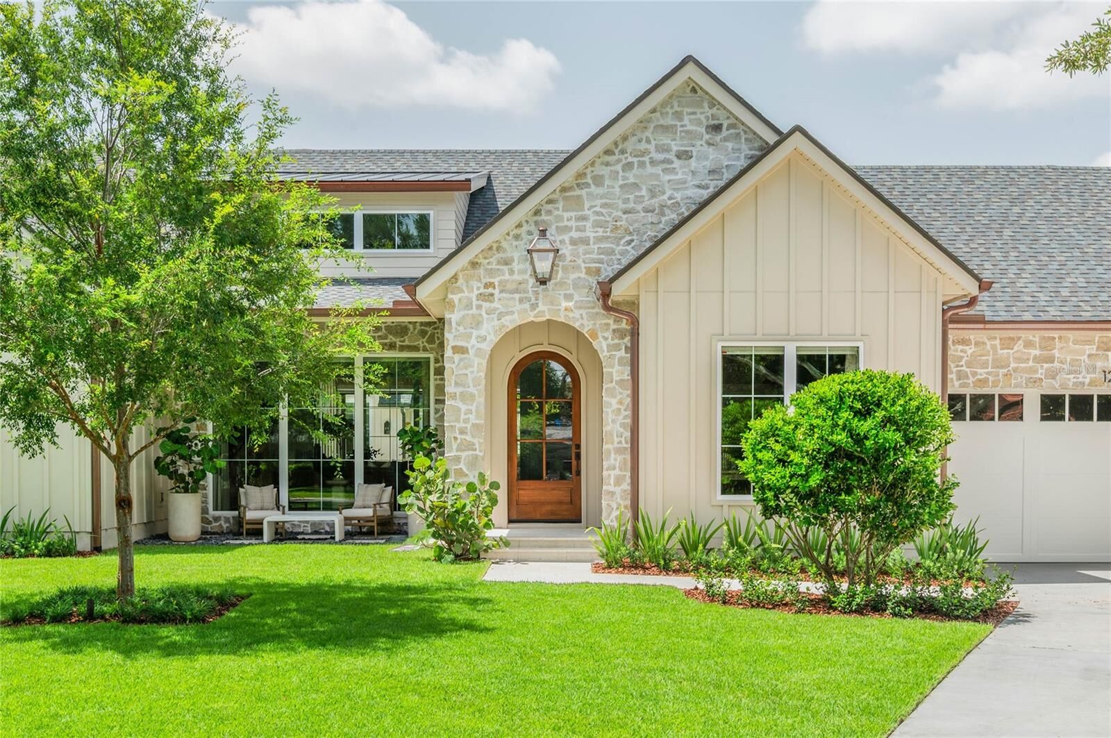 Property Photo: 1204 Nottingham Street FL 32803