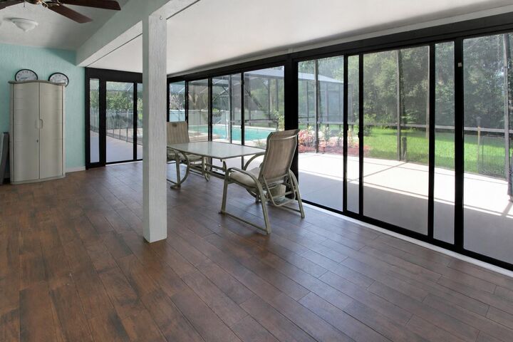 Property Photo:  34205 Park Lane  FL 34788 