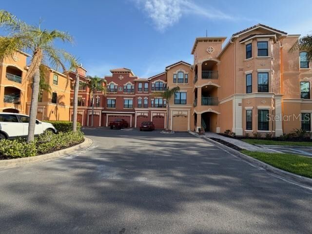 Property Photo: 2733 Via Cipriani 820B FL 33764