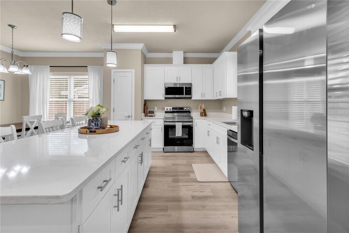 Property Photo:  23781 NW 193rd Avenue  FL 32643 