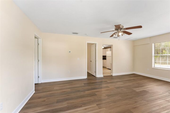 Property Photo:  18673 NW 252nd Street  FL 32643 