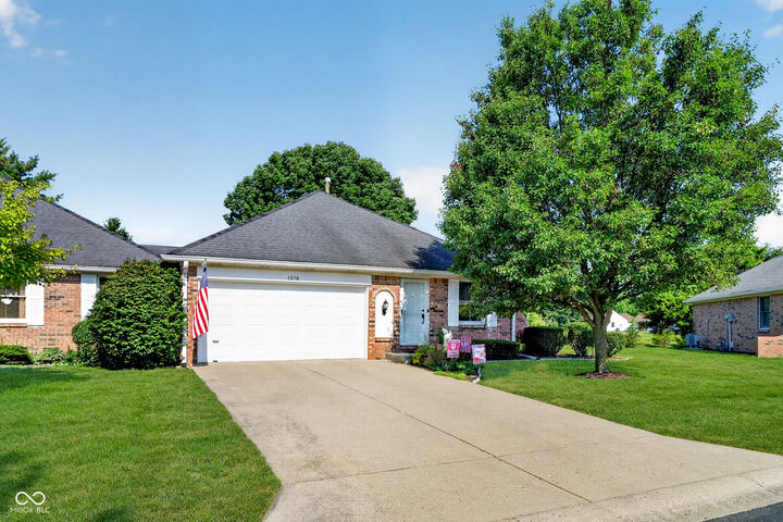 Property Photo: 1278 Holiday Lane W IN 46112