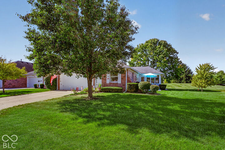 Property Photo:  1278 Holiday Lane W  IN 46112 