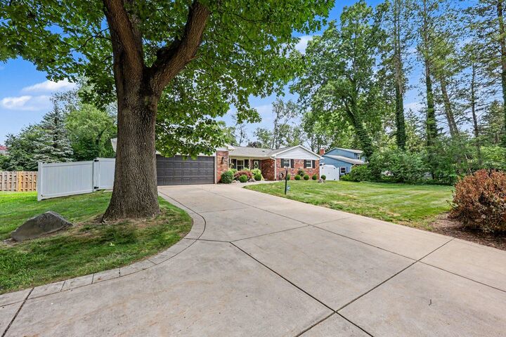 Property Photo: 4815 Firethorne Drive MI 49201