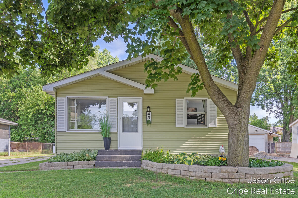 Property Photo: 43 35th Street SE MI 49548