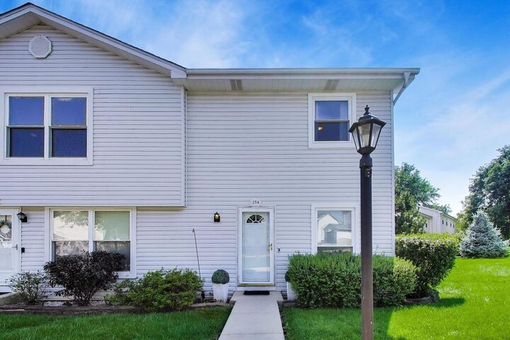 Property Photo: 254 Peppertree Lane IL 60504
