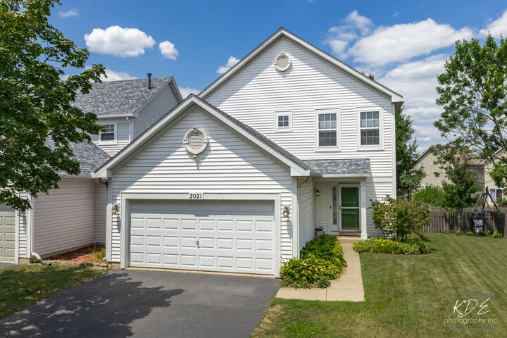 Property Photo: 3021 Roxbury Court IL 60435