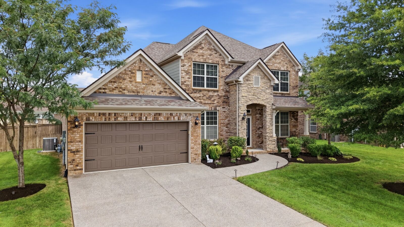 Property Photo: 1045 Brixworth Dr TN 37179