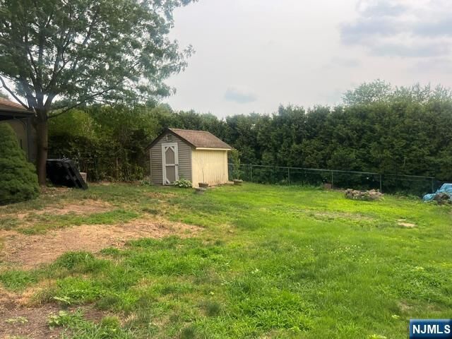 Property Photo:  222 Union Avenue 2nd For  NJ 07075 