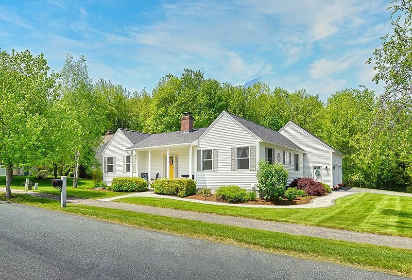Property Photo: 3 Newbury Lane NH 03431