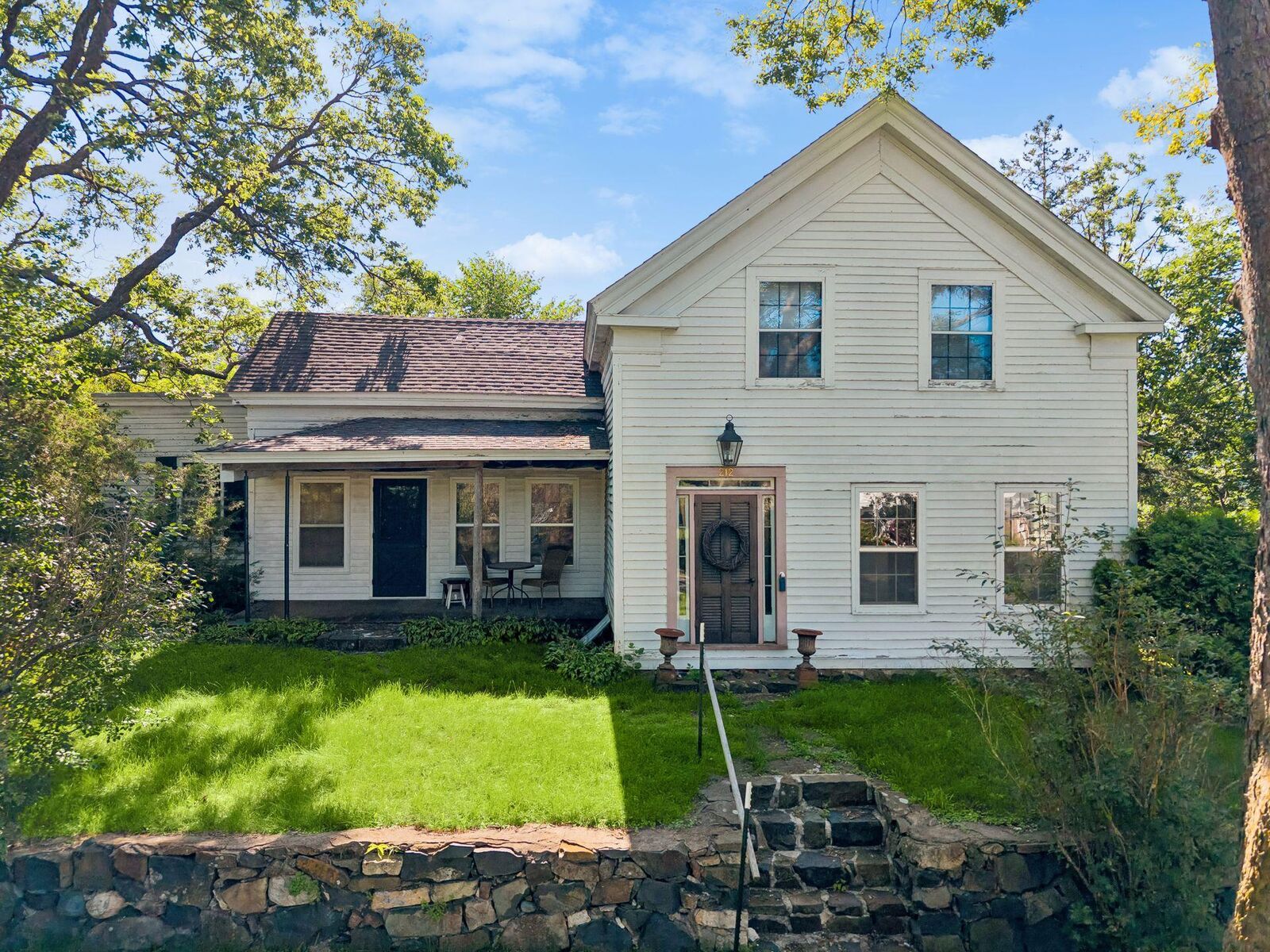 Property Photo: 212 Basil Street MN 55084