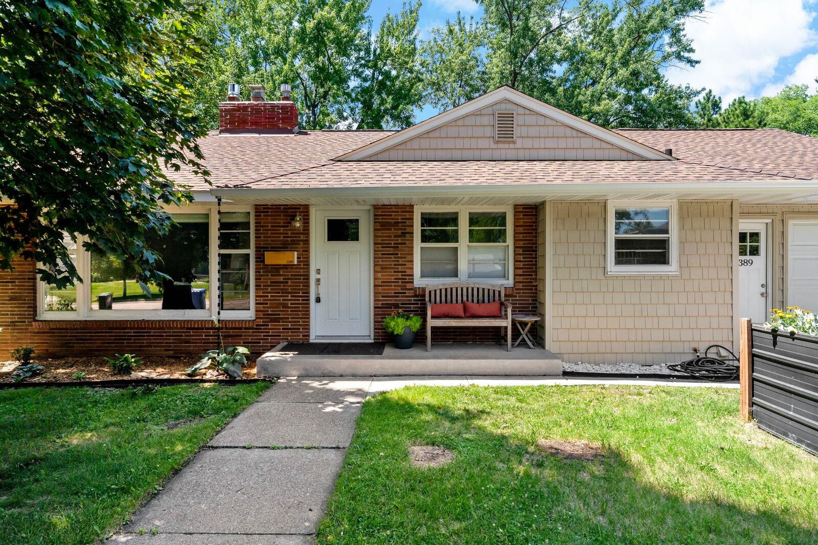Property Photo: 1389 Prior Avenue S MN 55116