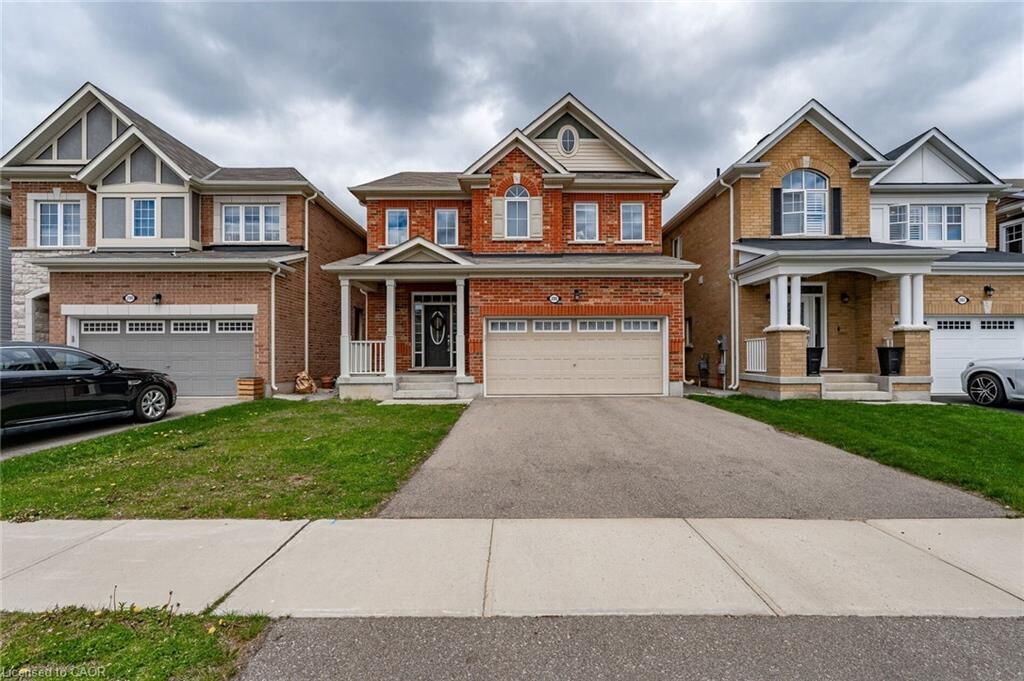 Property Photo:  