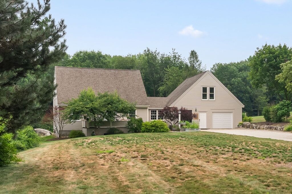 Property Photo:  292 Warren Rd  MA 01010 