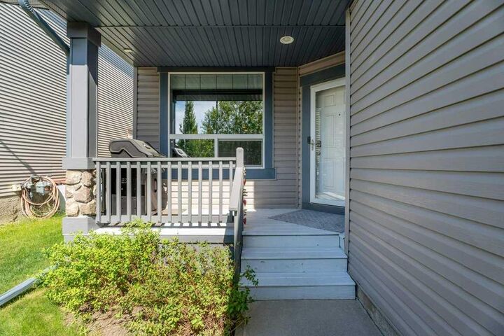 Property Photo: 100 Drake Landing Common AB T1S 2M7