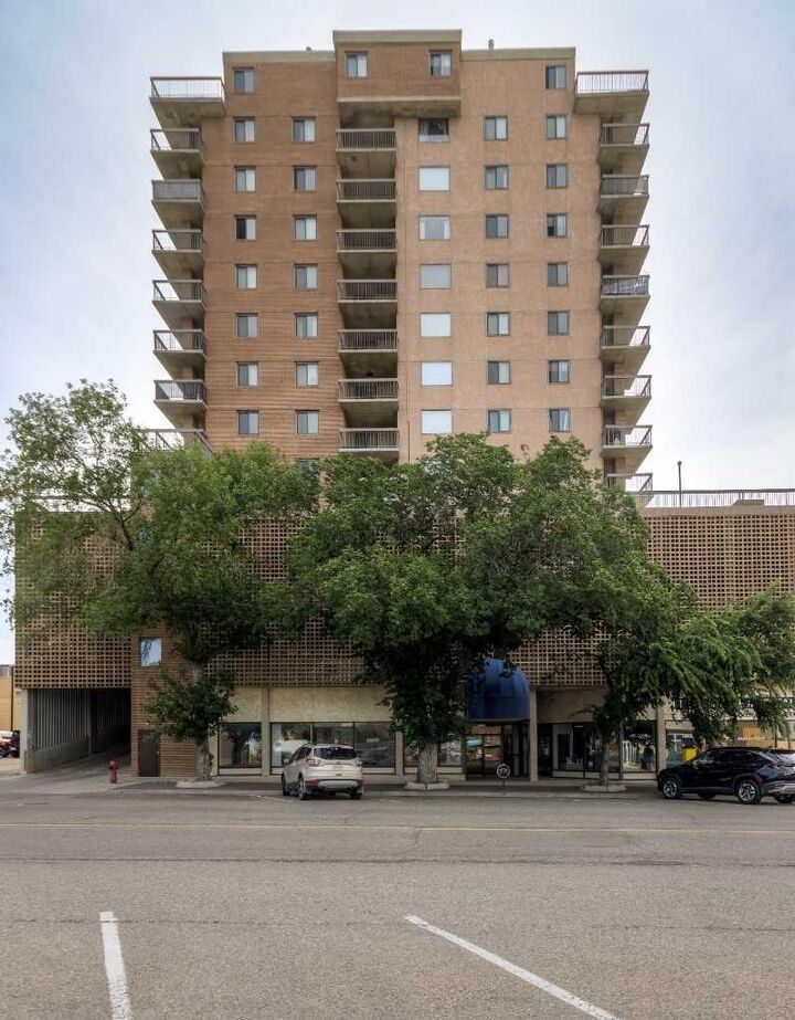 Property Photo: 515 6 Street S 407 AB T1J 4J1