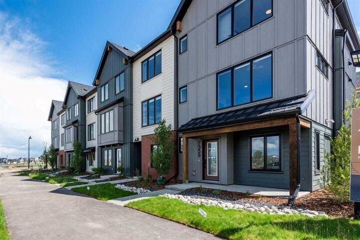 Property Photo: 69 Mercado Lane SE AB T3M 4C2