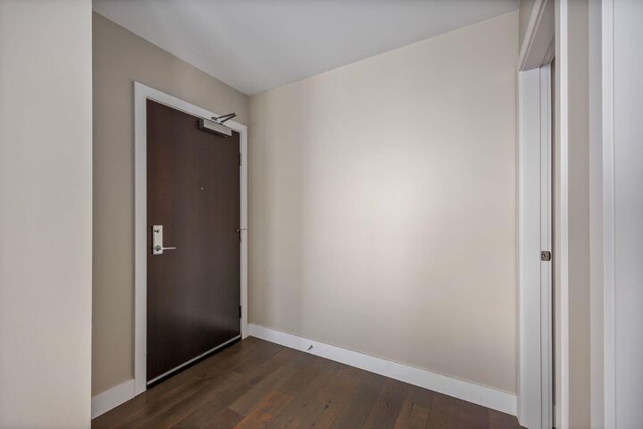 Property Photo: 1122 3 Street SE 3903 AB T2G 1H7