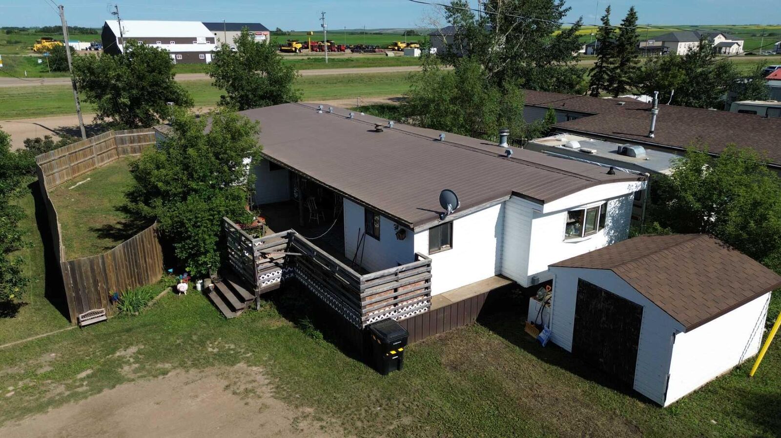 Property Photo: 5220 44 Street AB T0C 1B0