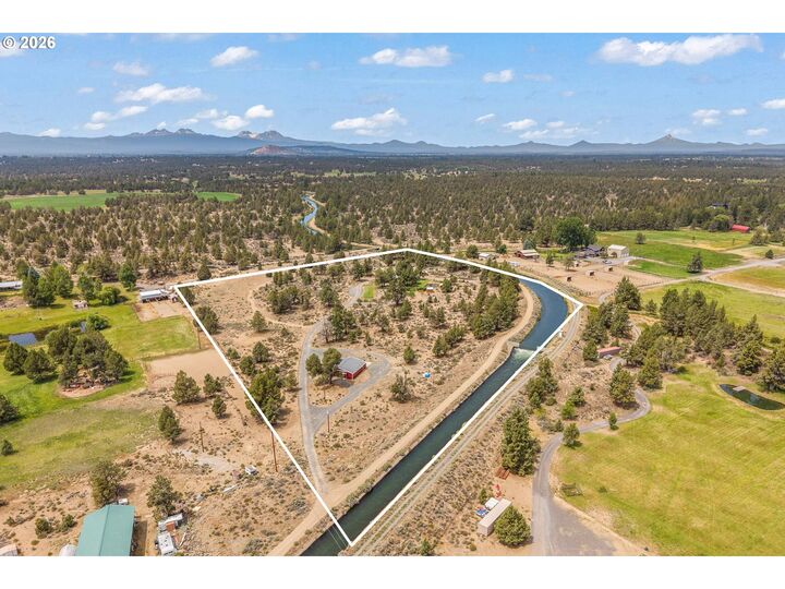 Property Photo: 61601 Gribbling Rd OR 97702
