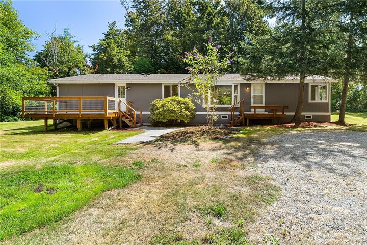 Property Photo:  390  Van Wyck Road  WA 98226 