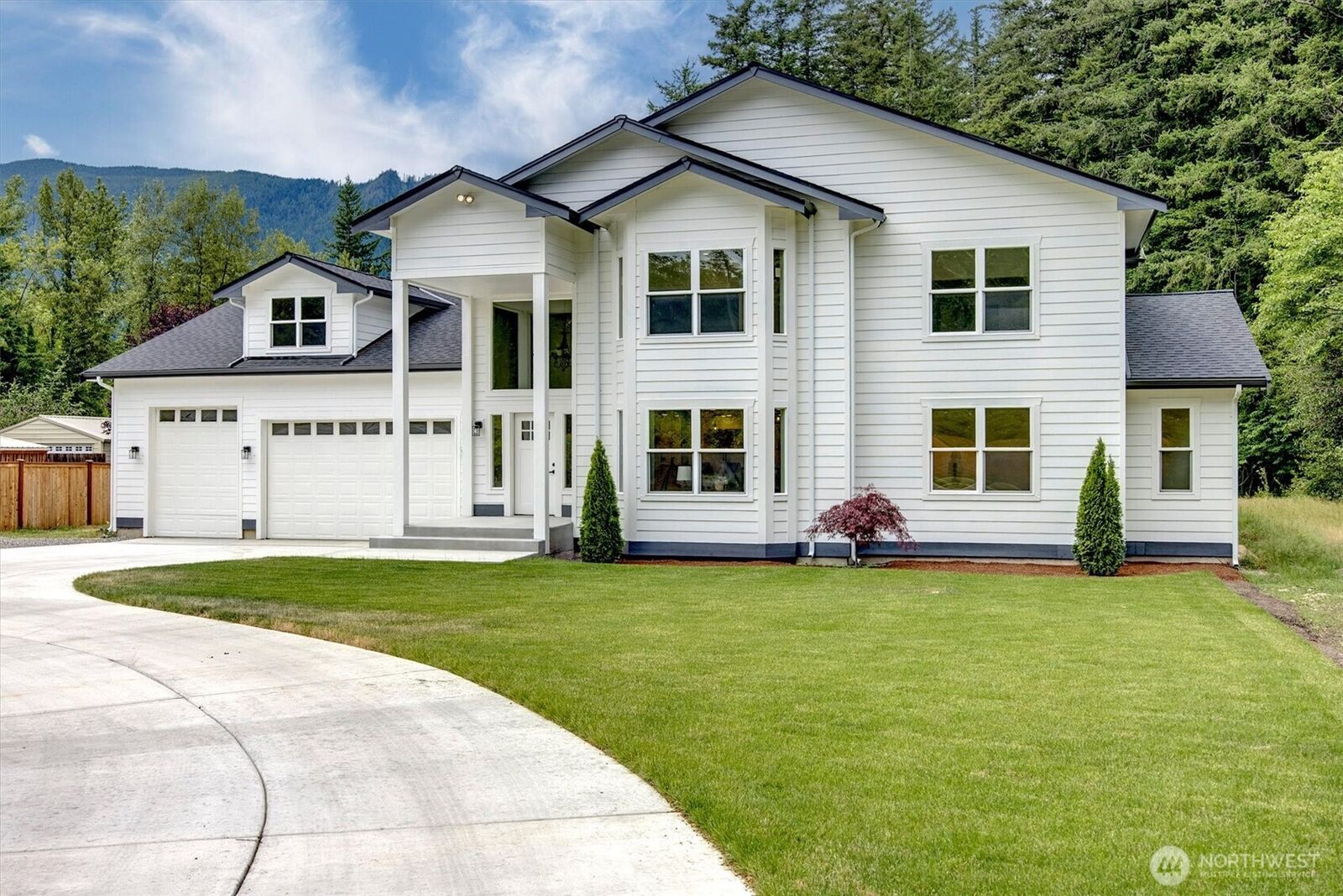 Property Photo: 13617 436th Avenue SE WA 98045