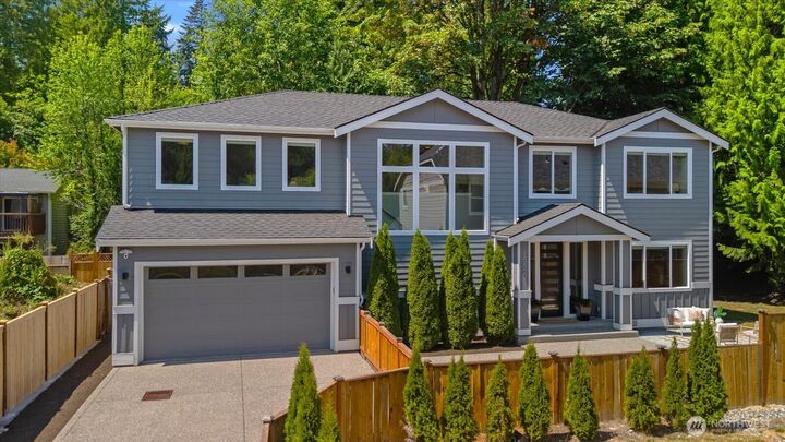 Property Photo: 18829 33rd Avenue NE WA 98155