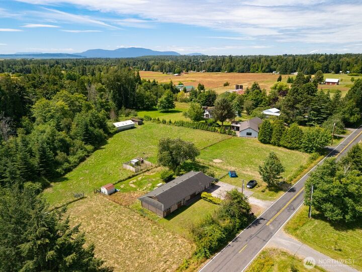 Property Photo: 2861 2863 Douglas Road WA 98248