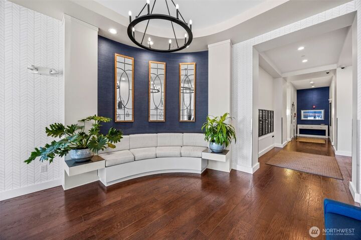 Property Photo:  6801  Greenwood Avenue N 106  WA 98103 