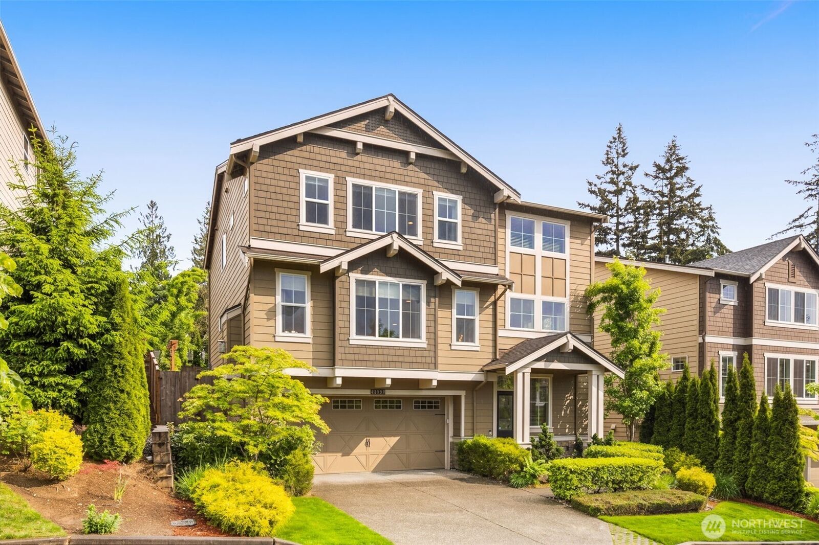 Property Photo: 22997 SE 52nd Street WA 98029