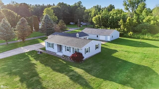 Property Photo:  5293 E Cole Road  MI 48414 