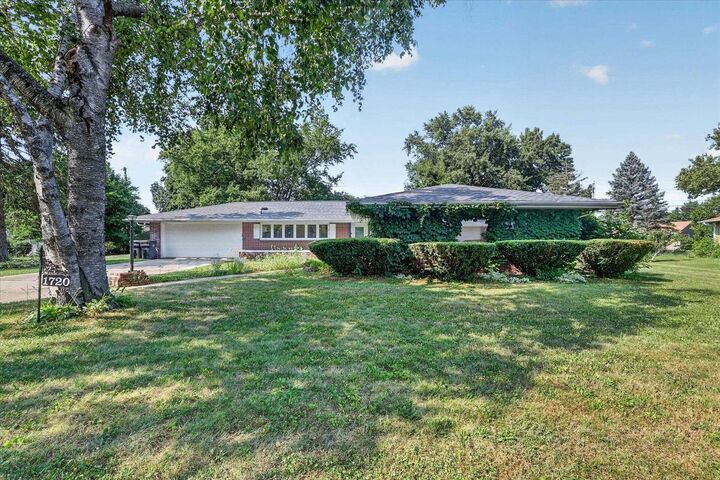 Property Photo: 1720 Janie Lane WI 53511