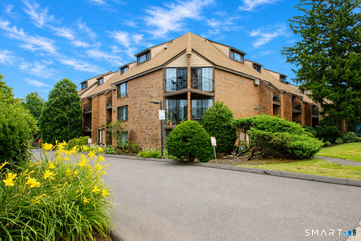 Property Photo: 38 North Main Street 21 CT 06107